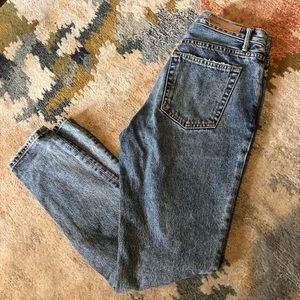 Last chance, consigning locally this week. 
Karolina